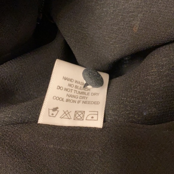 Privacy Please deep v neck open back bell long sleeves - Picture 10 of 10